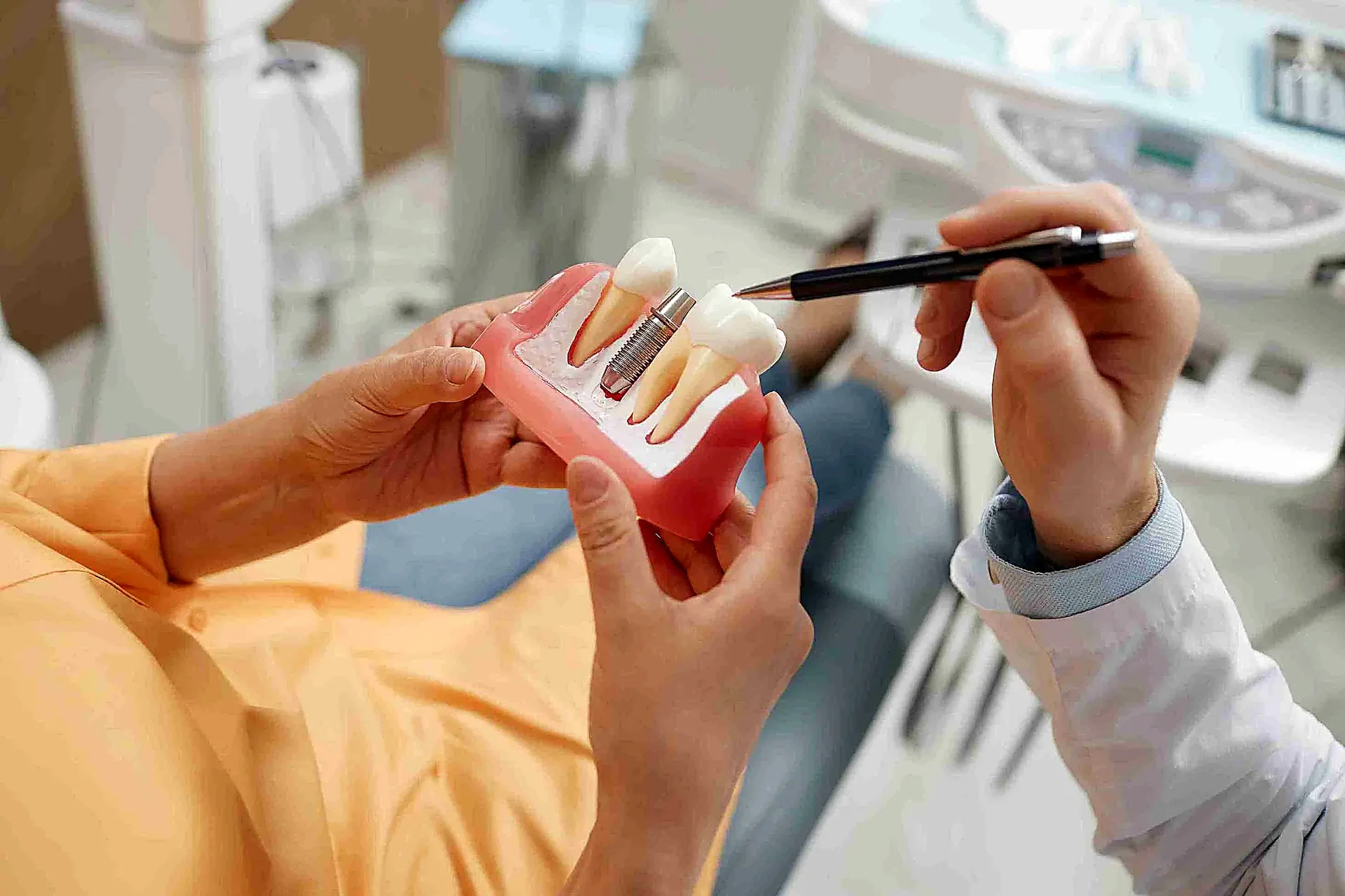 Implantes dentales en Dosis Dental